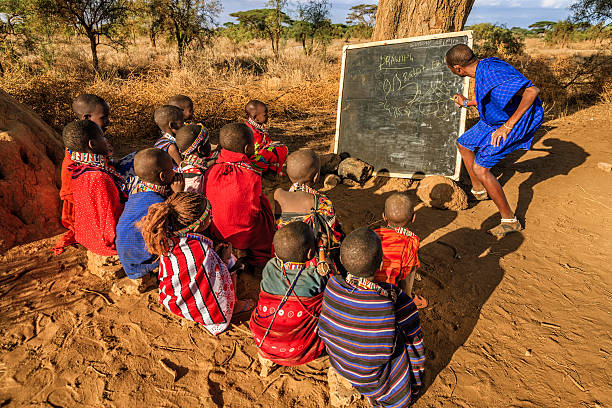 LA DESCOLARISATION ET L’ABANDON SCOLAIRE